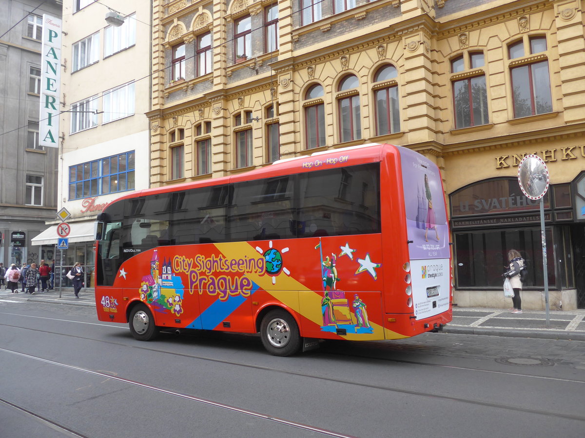 (198'665) - Sightseeing, Praha - 6AR 4173 - Isuzu am 19. Oktober 2018 in Praha, Jindrissk�