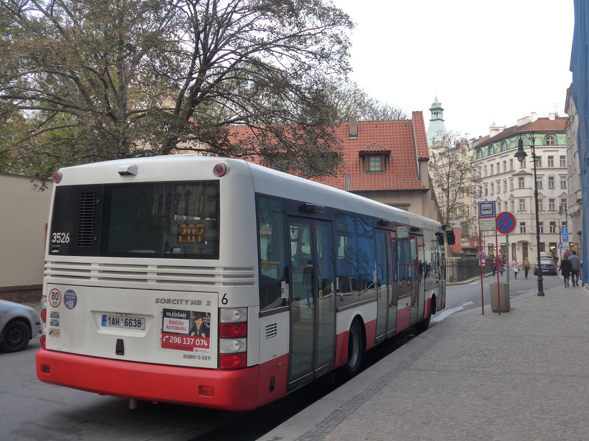 (198'758) - DPP Praha - Nr. 3526/1AH 6638 - SOR am 19. Oktober 2018 in Praha, Staromestsk�