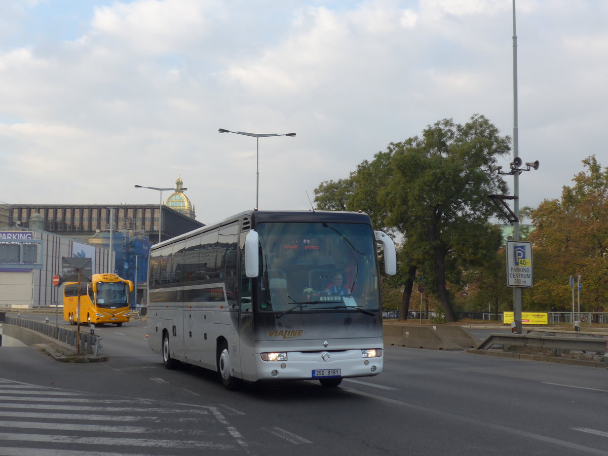 (198'948) - Pesek, Praha - 2SX 9191 - Irisbus am 21. Oktober 2018 in Praha, Hlavn� N�draz�
