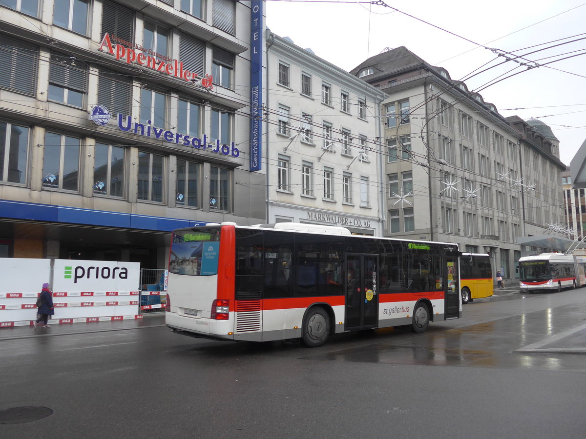 (199'498) - St. Gallerbus, St. Gallen - Nr. 270/SG 198'270 - MAN/G�ppel am 24. November 2018 beim Bahnhof St. Gallen
