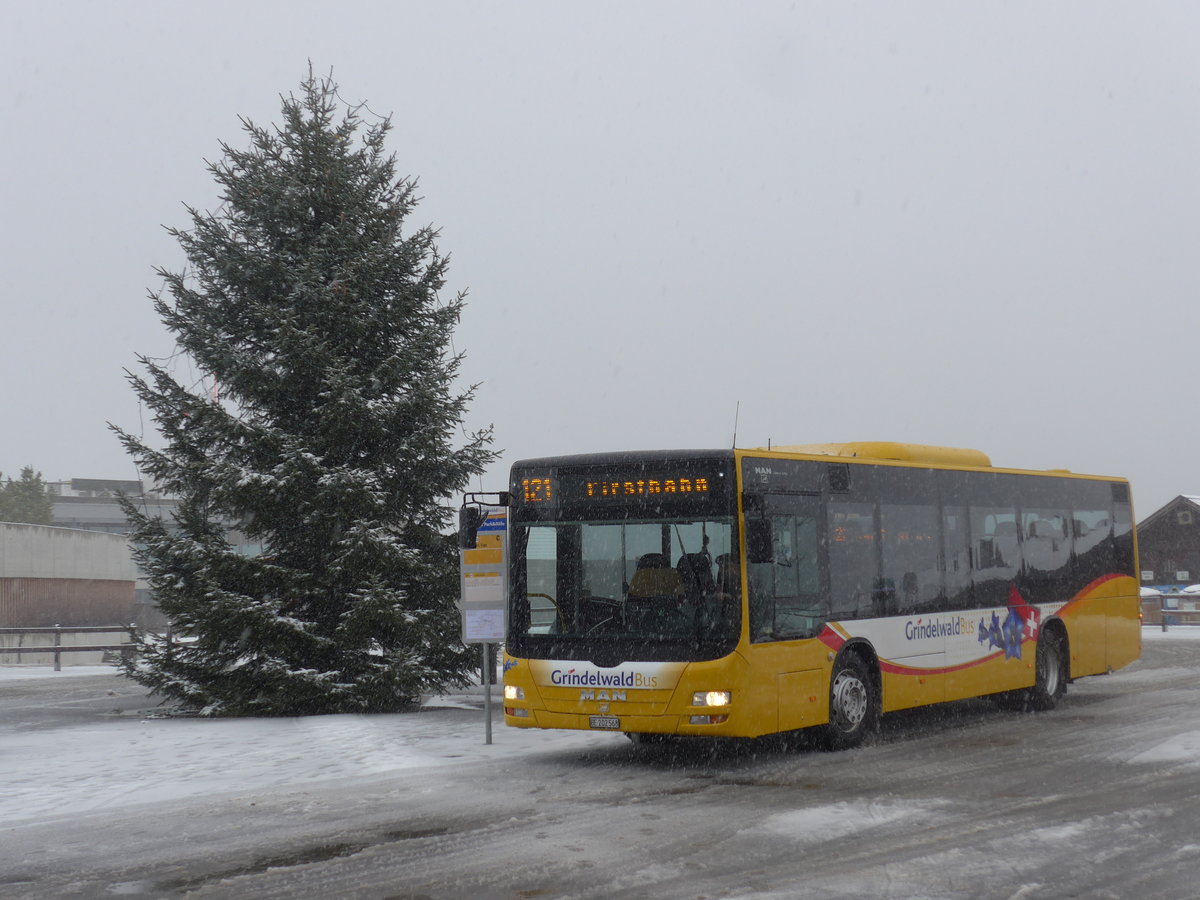 (199'886) - AVG Grindelwald - Nr. 14/BE 202'568 - MAN/G�ppel am 10. Dezember 2018 beim Bahnhof Grindelwald
