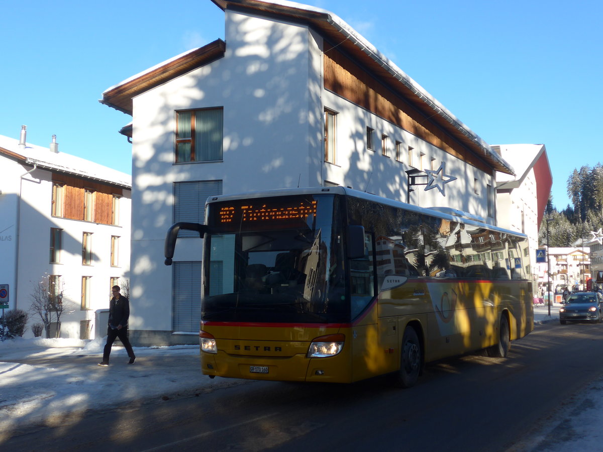(200'274) - PostAuto Graub�nden - GR 170'160 - Setra am 26. Dezember 2018 in Lenzerheide, Voa Principale
