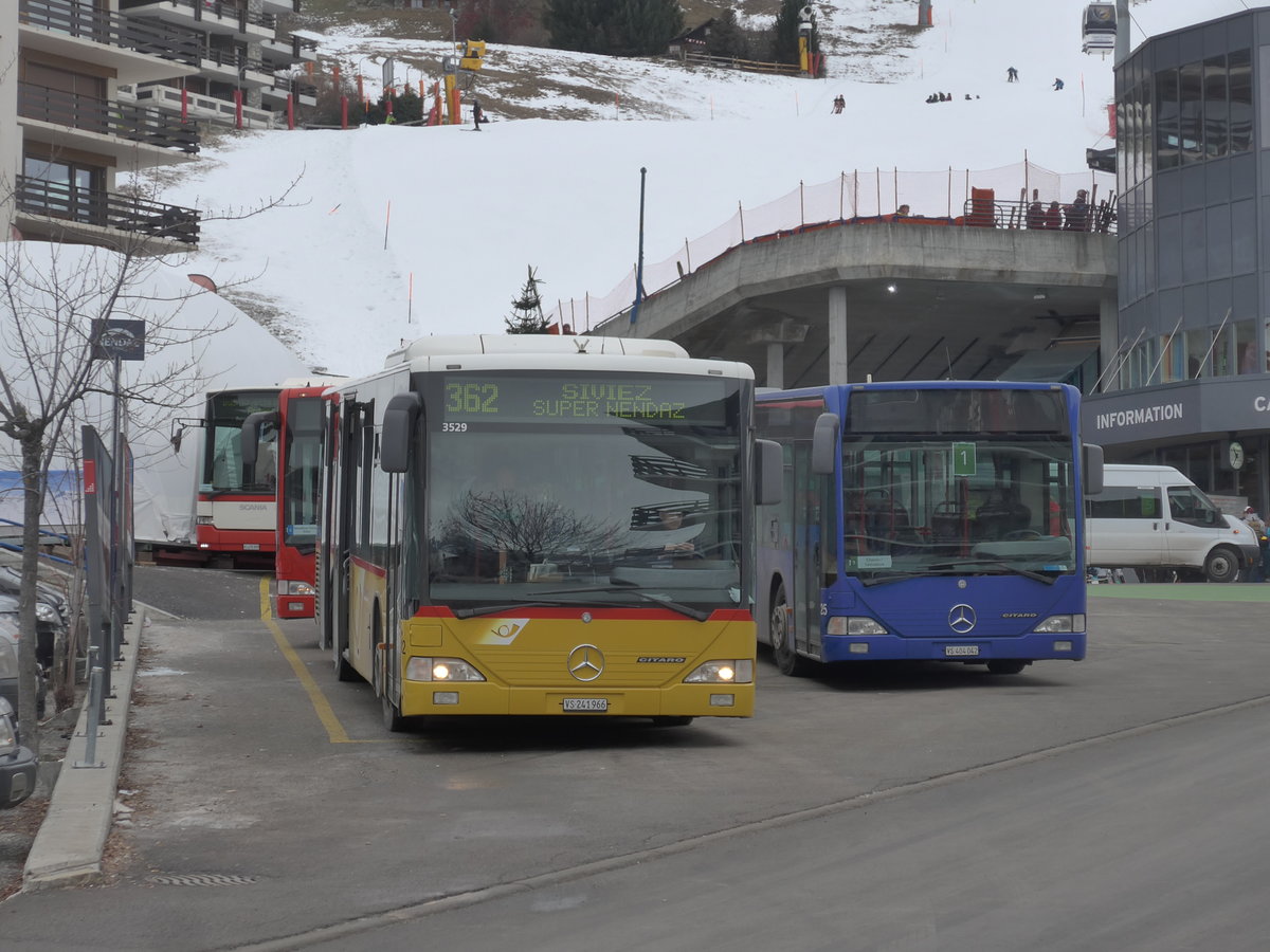 (200'355) - Lathion, Sion - Nr. 12/VS 241'966 - Mercedes (ex PostAuto Wallis) am 30. Dezember 2018 in Haute-Nendaz, T�l�cabine