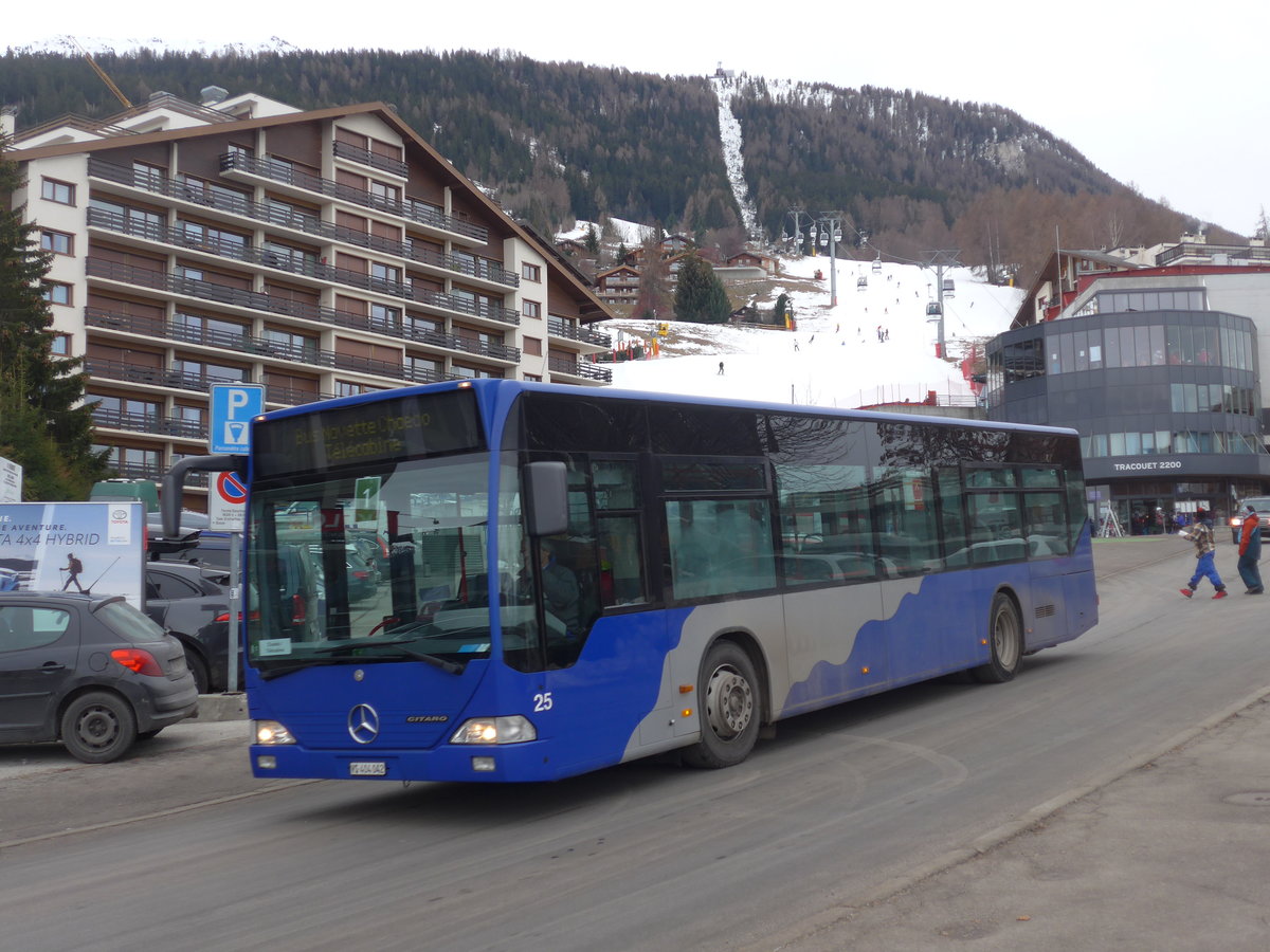 (200'360) - Lathion, Sion - Nr. 25/VS 404'042 - Mercedes (ex VZO Gr�ningen Nr. 14) am 30. Dezember 2018 in Haute-Nendaz, T�l�cabine