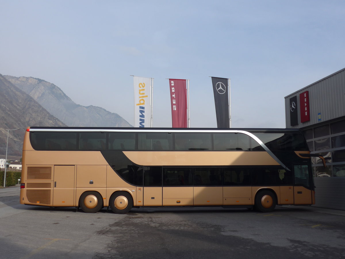 (200'396) - Aus Tschechien: ??? - 5AK Y5E - Setra am 30. Dezember 2018 in Leytron, Garage Buchard