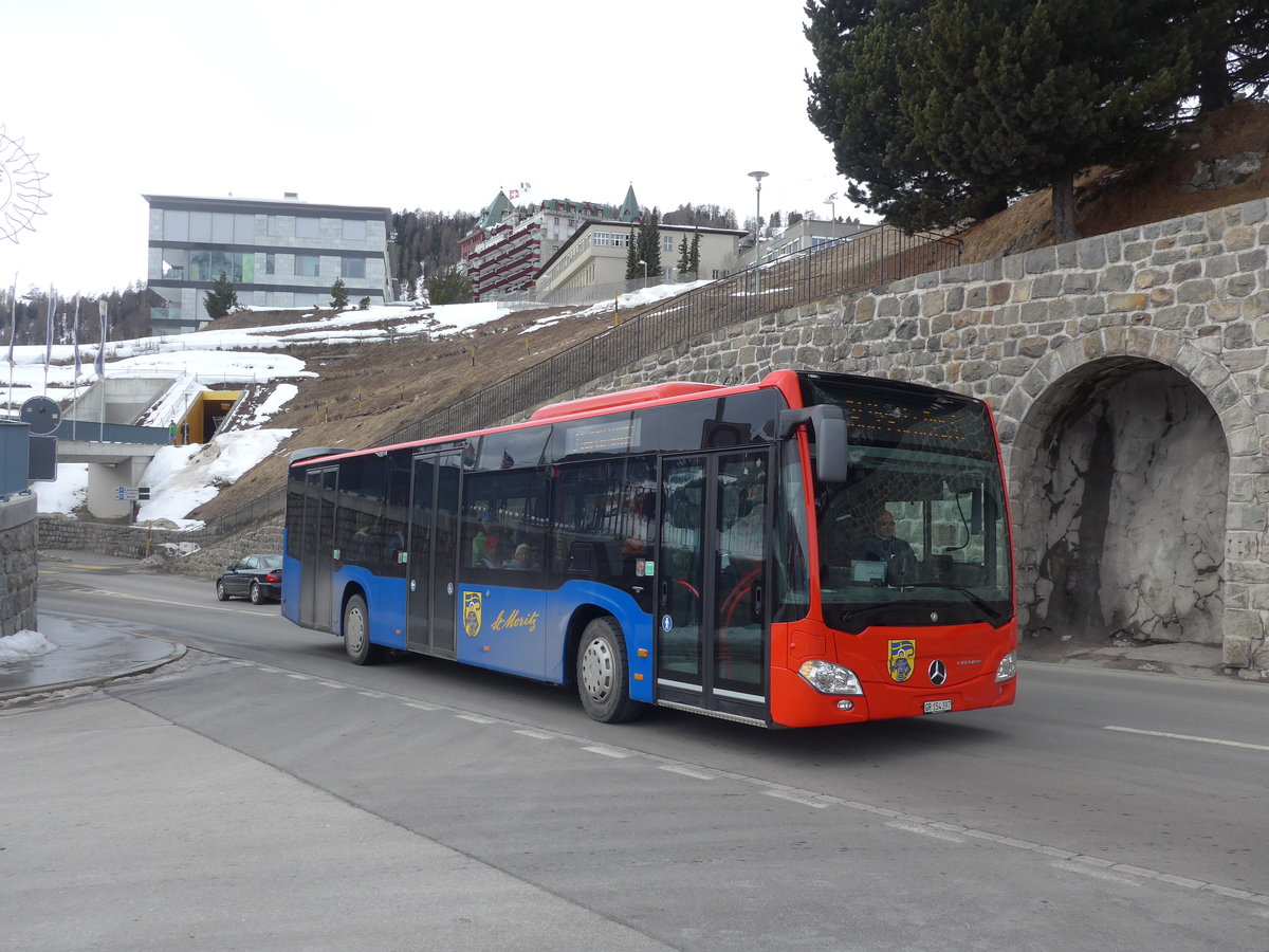 (201'081) - Chrisma, St. Moritz - GR 154'397 - Mercedes am 10. M�rz 2019 beim Bahnhof St. Moritz