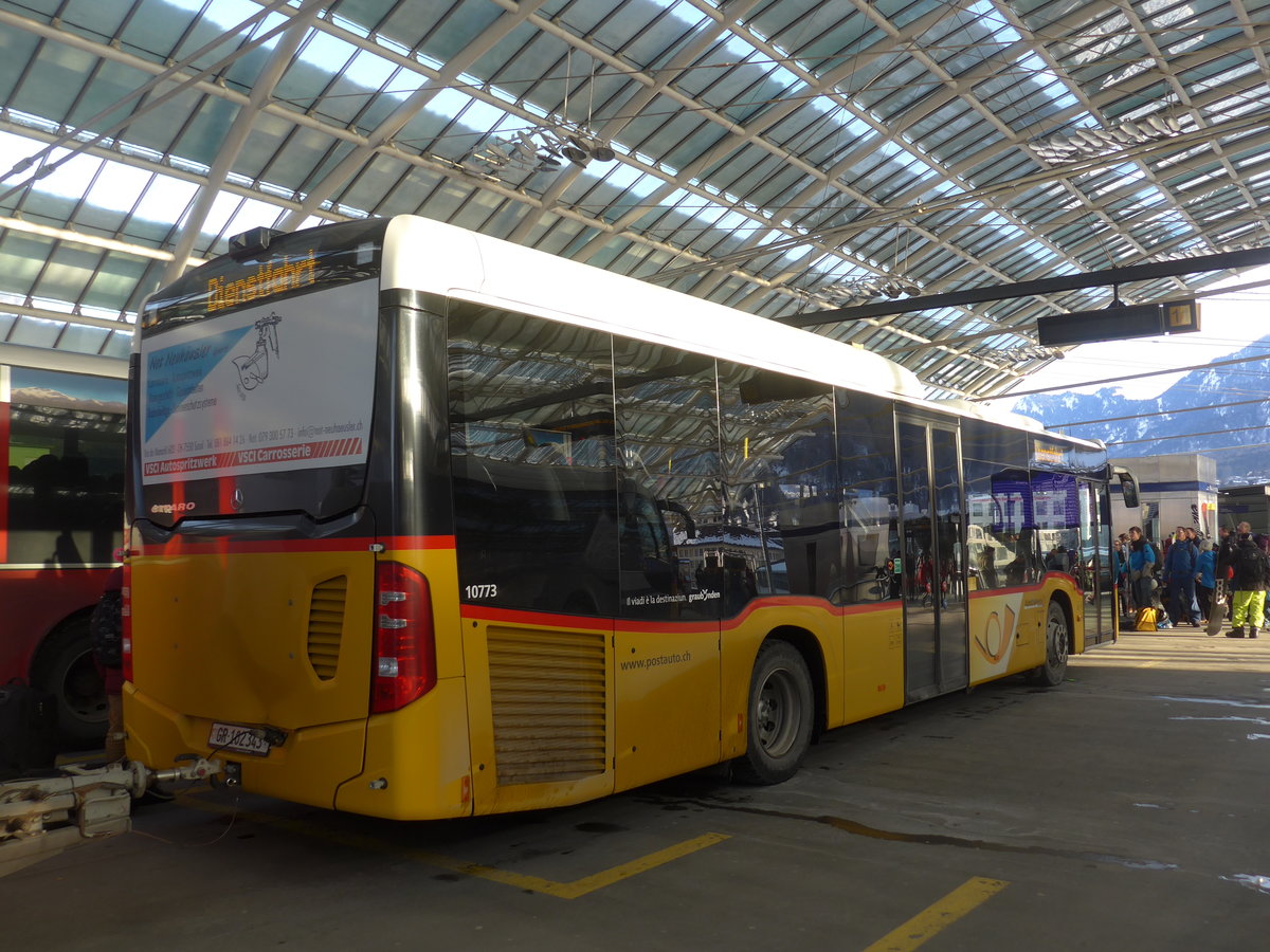 (201'222) - PostAuto Graub�nden - GR 102'343 - Mercedes am 19. Januar 2019 in Chur, Postautostation