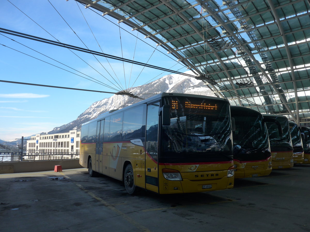 (201'249) - PostAuto Graub�nden - GR 168'602 - Setra am 19. Januar 2019 in Chur, Postautostation