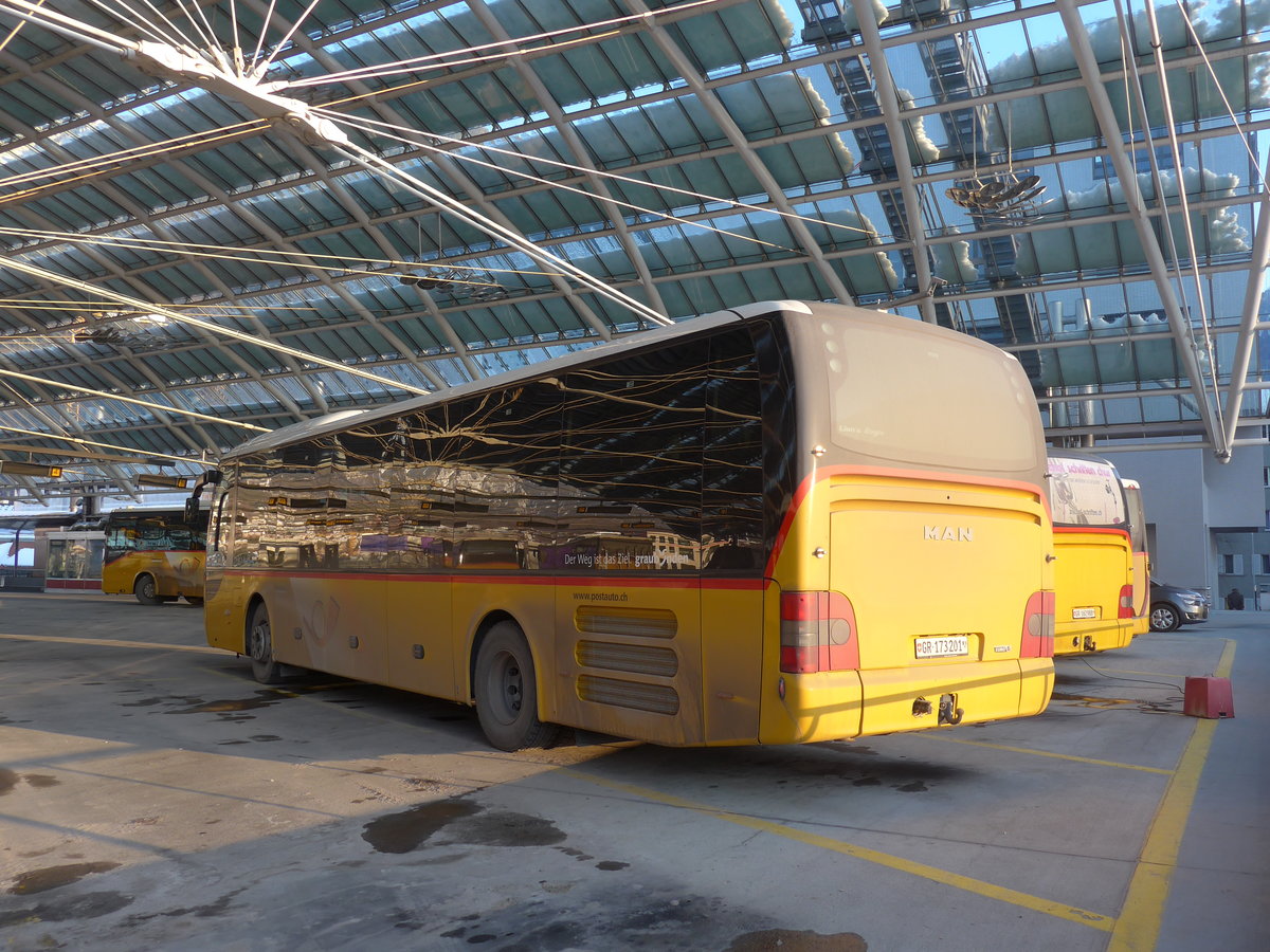 (201'301) - PostAuto Graub�nden - GR 173'201 - MAN am 19. Januar 2019 in Chur, Postautostation 