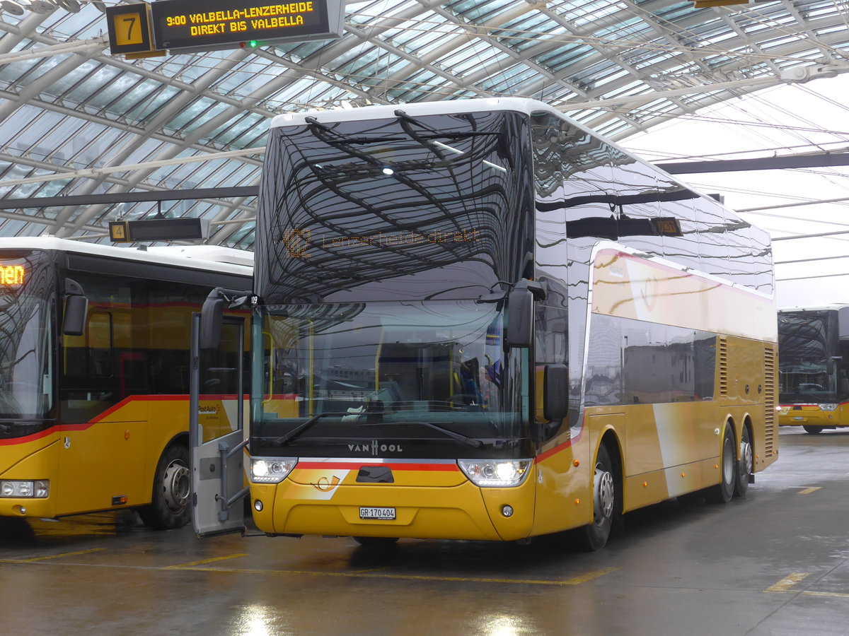 (201'382) - PostAuto Graub�nden - GR 170'404 - Van Hool am 2. Februar 2019 in Chur, Postautostation