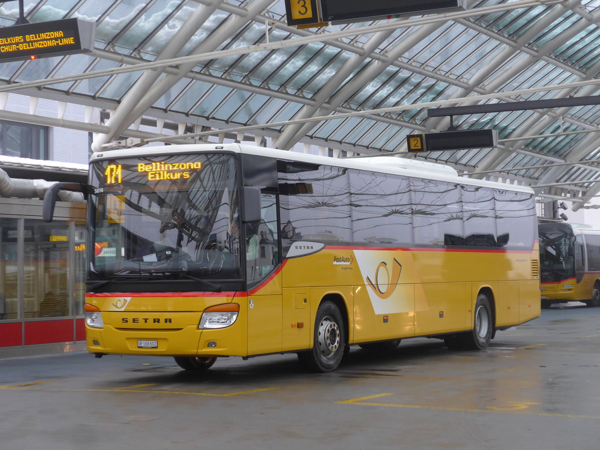 (201'393) - PostAuto Graub�nden - GR 168'602 - Setra am 2. Februar 2019 in Chur, Postautostation