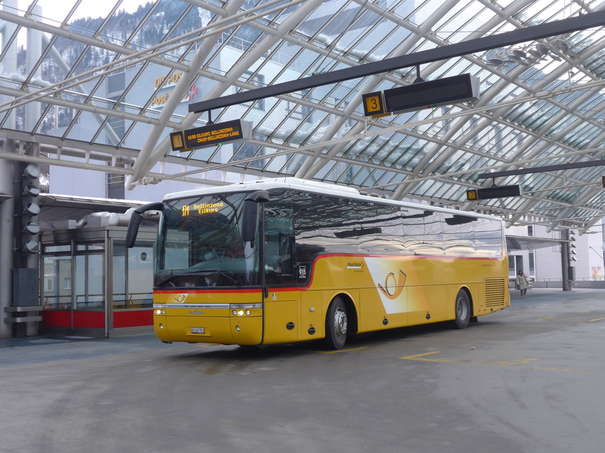 (201'427) - PostAuto Graub�nden - GR 107'701 - Van Hool am 2. Februar 2019 in Chur, Postautostation