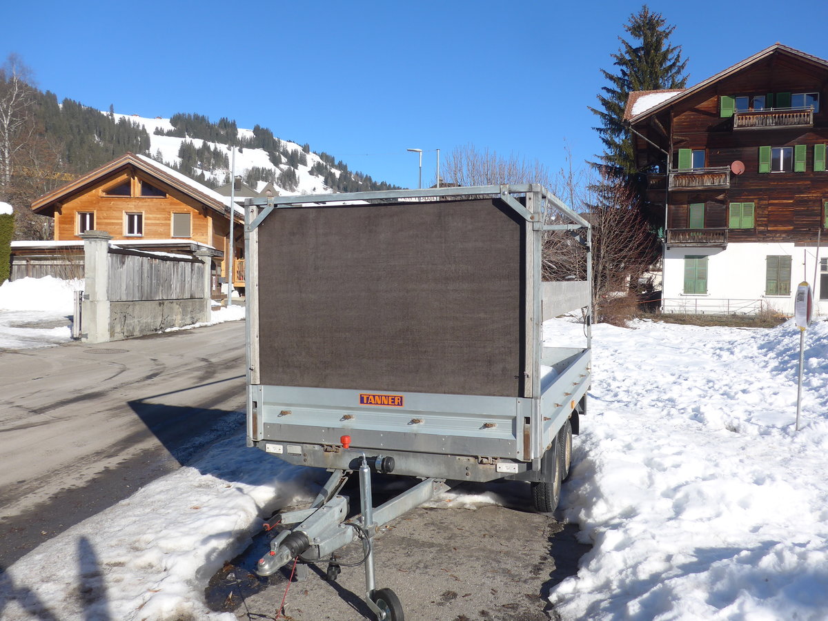(201'665) - AFA Adelboden - Nr. 65/BE 682'046 - Humbaur Gep�ckanh�nger am 17. Februar 2019 beim Bahnhof Zweisimmen