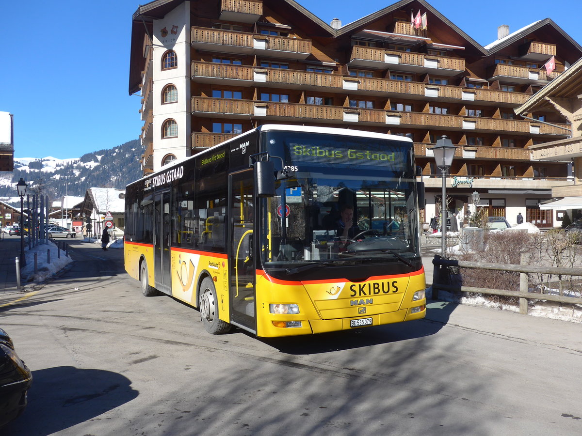 (201'691) - PostAuto Bern - BE 535'079 - MAN/G�ppel (ex Nr. 217; ex RBS Worblaufen Nr. 217) am 17. Februar 2019 beim Bahnhof Gstaad