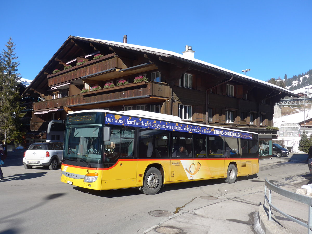 (201'697) - K�bli, Gstaad - Nr. 5/BE 366'987 - Setra am 17. Februar 2019 beim Bahnhof Gstaad