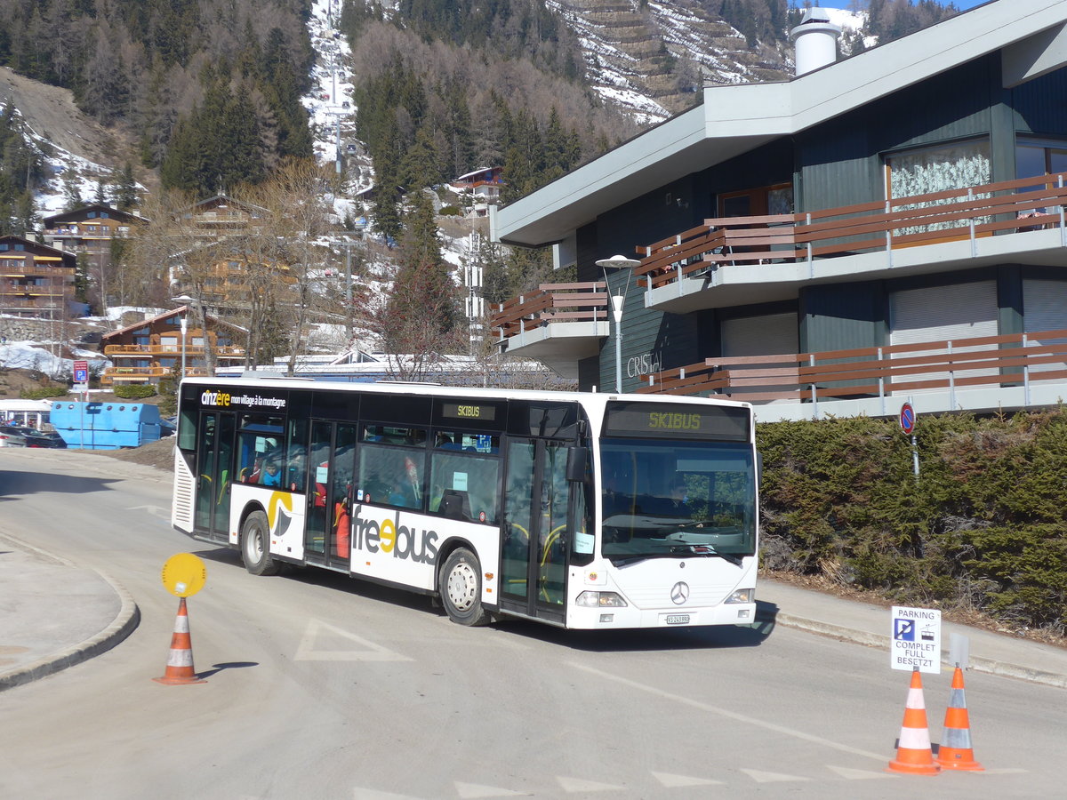 (201'780) - Buchard, Leytron - Nr. 90/VS 243'990 - Mercedes (ex Ryffel, Uster Nr. 69; ex Welti-Furrer, Z�rich Nr. 53; ex Fr�hlich, Z�rich Nr. 608) am 24. Februar 2019 in Anz�re, T�l�cabine