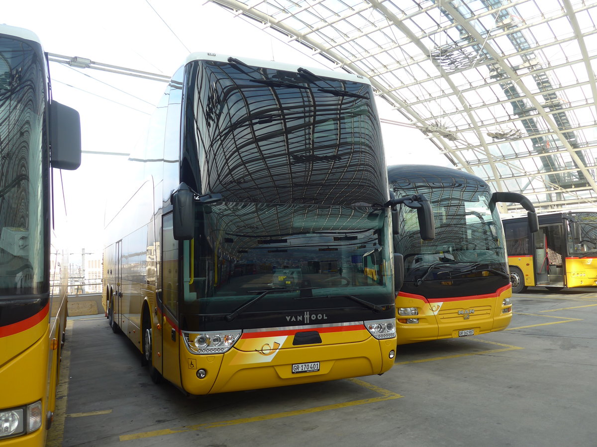 (201'826) - PostAuto Graub�nden - GR 170'401 - Van Hool am 2. M�rz 2019 in Chur, Postautostation