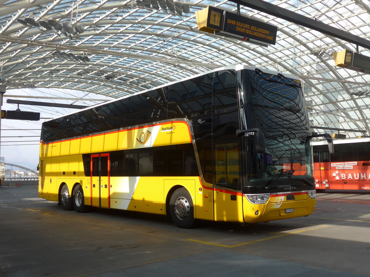 (201'834) - PostAuto Graub�nden - GR 170'401 - Van Hool am 2. M�rz 2019 in Chur, Postautostation