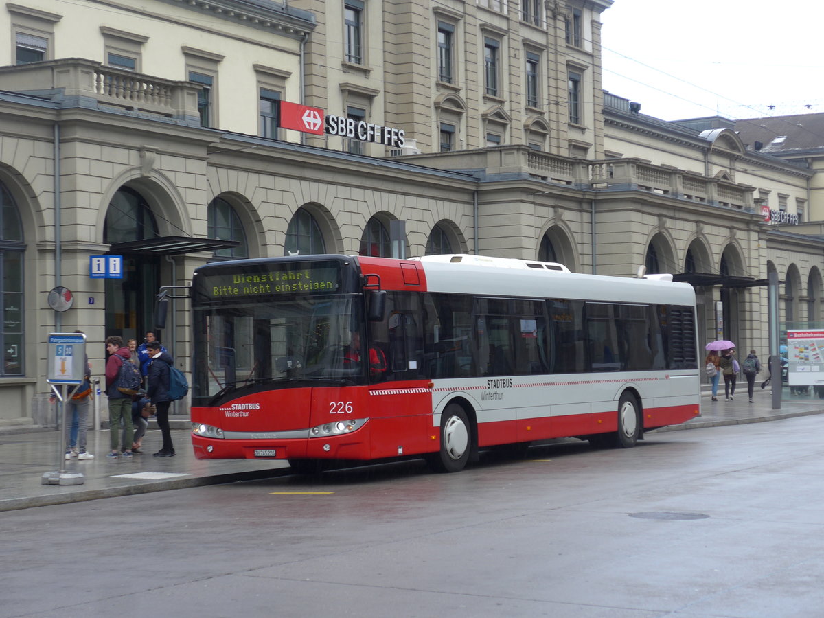(202'004) - SW Winterthur - Nr. 226/ZH 745'226 - Solaris am 4. M�rz 2019 beim Hauptbahnhof Winterthur