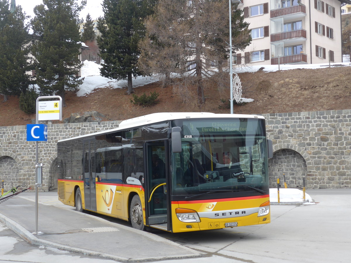 (202'041) - PostAuto Graub�nden - GR 102'374 - Setra am 10. M�rz 2019 beim Bahnhof St. Moritz