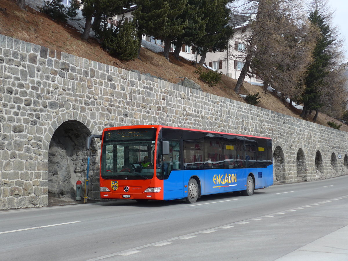(202'072) - Chrisma, St. Moritz - GR 154'398 - Mercedes am 10. M�rz 2019 beim Bahnhof St. Moritz