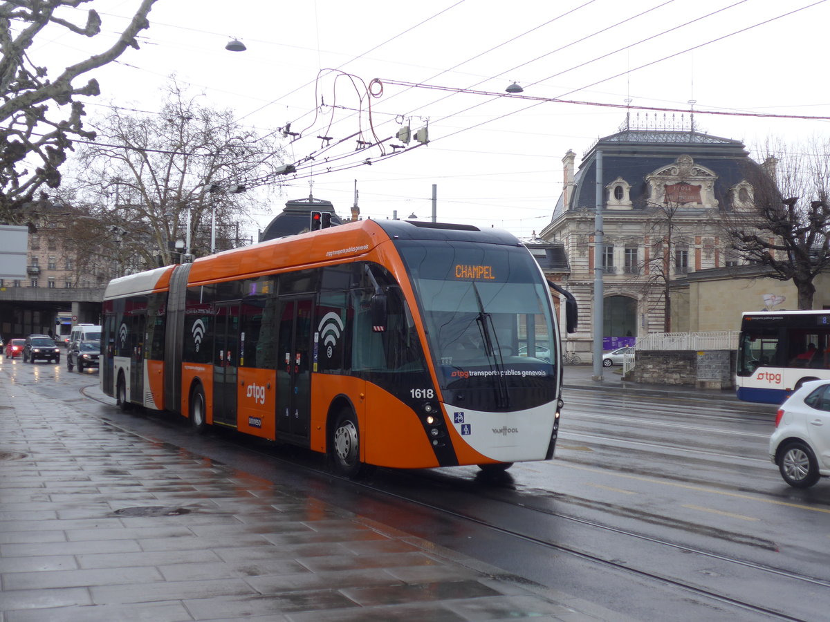 (202'232) - TPG Gen�ve - Nr. 1618 - Van Hool Gelenktrolleybus am 11. M�rz 2019 in Gen�ve, Place des Vingt-Deux-Cantons