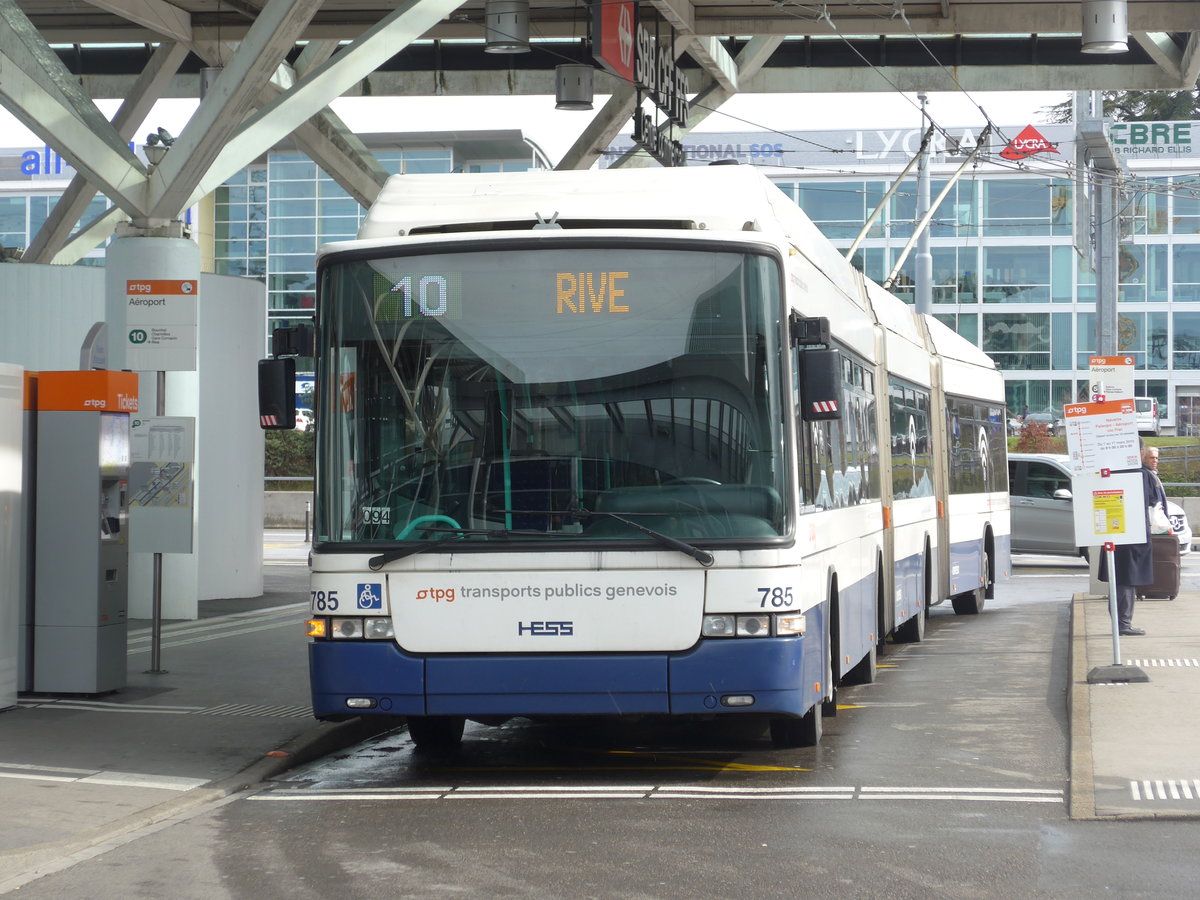 (202'277) - TPG Gen�ve - Nr. 785 - Hess/Hess Doppelgelenktrolleybus am 11. M�rz 2019 in Gen�ve, A�roport