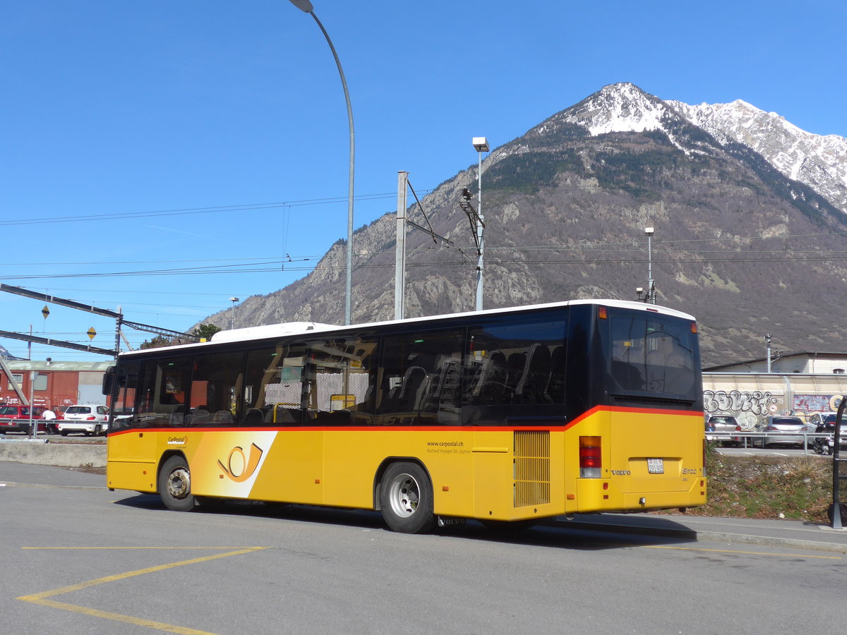 (202'395) - Buchard, Leytron - VS 291'905 - Volvo am 16. M�rz 2019 beim Bahnhof Martigny