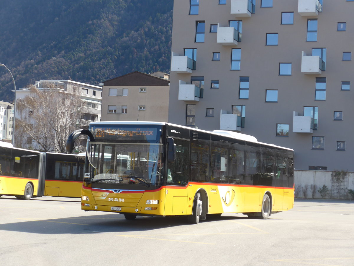 (202'397) - TMR Martigny - VS 1257 - MAN am 16. M�rz 2019 beim Bahnhof Martigny