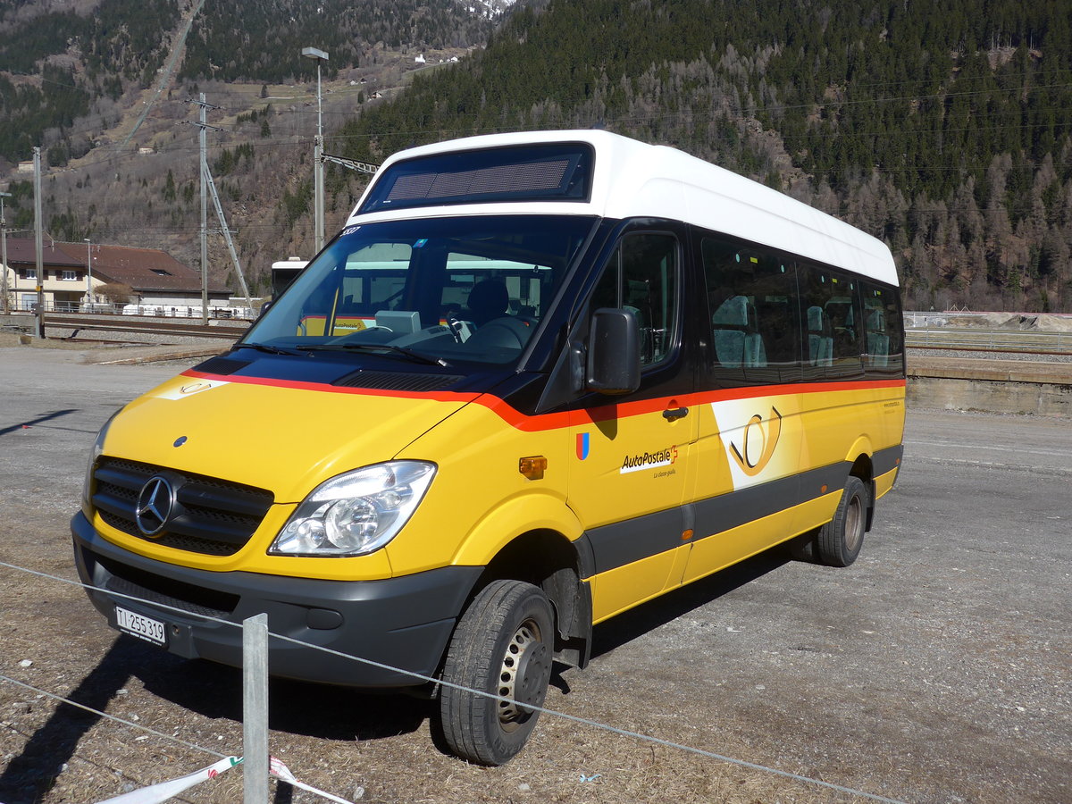 (202'552) - Marchetti, Airolo - TI 255'319 - Mercedes am 19. M�rz 2019 in Ambri, Garage