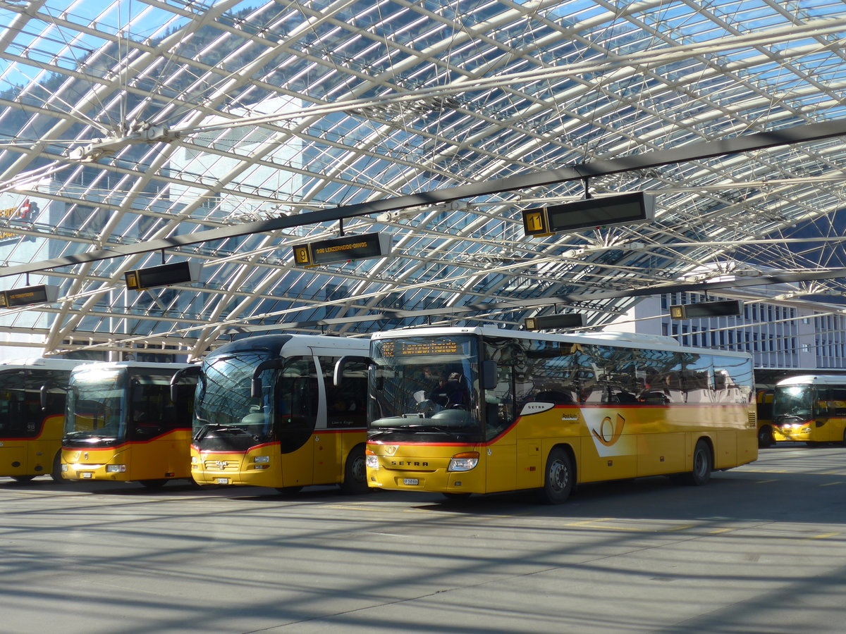 (202'591) - PostAuto Graub�nden - GR 168'606 - Setra am 20. M�rz 2019 in Chur, Postautostation
