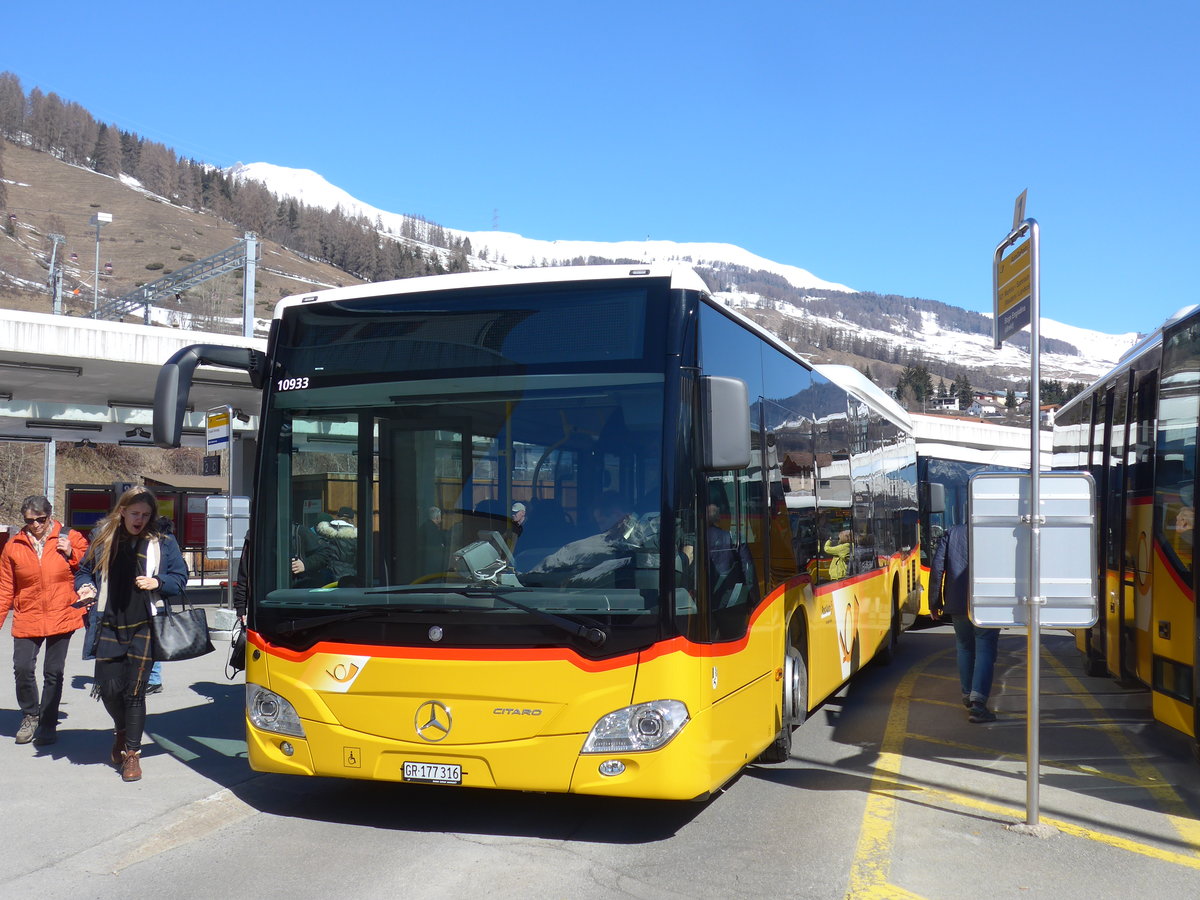 (202'617) - PostAuto Graub�nden - GR 177'316 - Mercedes am 20. M�rz 2019 beim Bahnhof Scuol-Tarasp