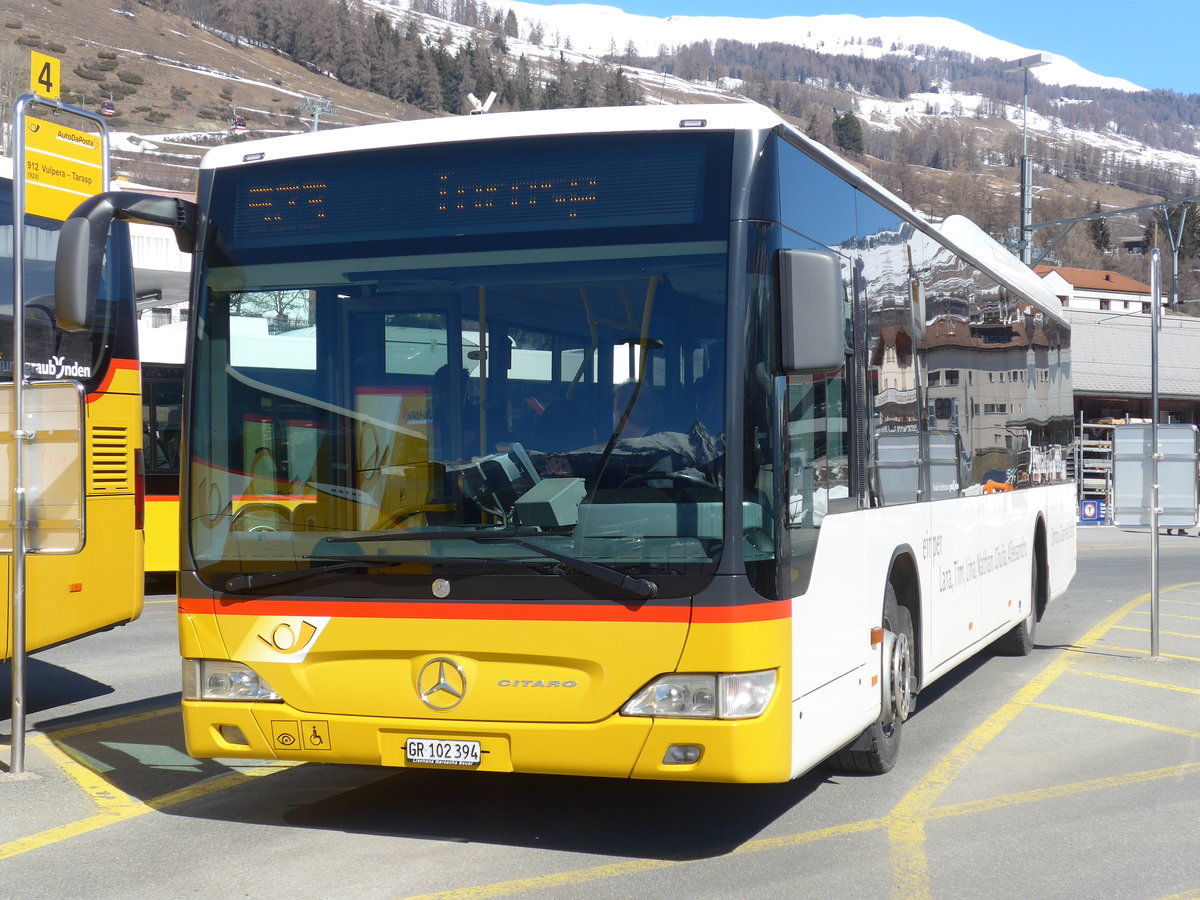 (202'621) - PostAuto Graub�nden - GR 102'394 - Mercedes am 20. M�rz 2019 beim Bahnhof Scuol-Tarasp
