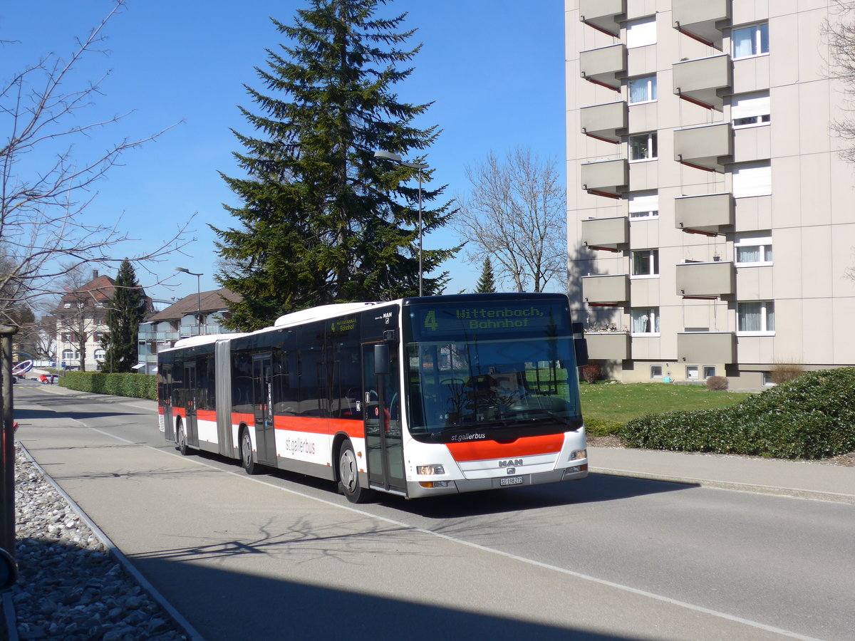 (202'708) - St. Gallerbus, St. Gallen - Nr. 272/SG 198'272 - MAN am 21. M�rz 2019 beim Bahnhof Wittenbach