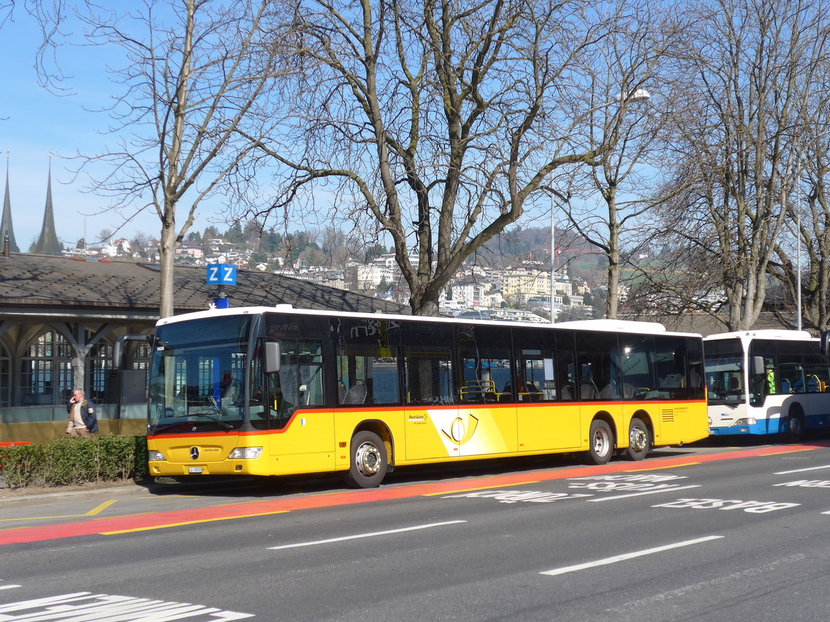 (202'854) - Bucheli, Kriens - Nr. 24/LU 15'010 - Mercedes am 22. M�rz 2019 beim Bahnhof Luzern