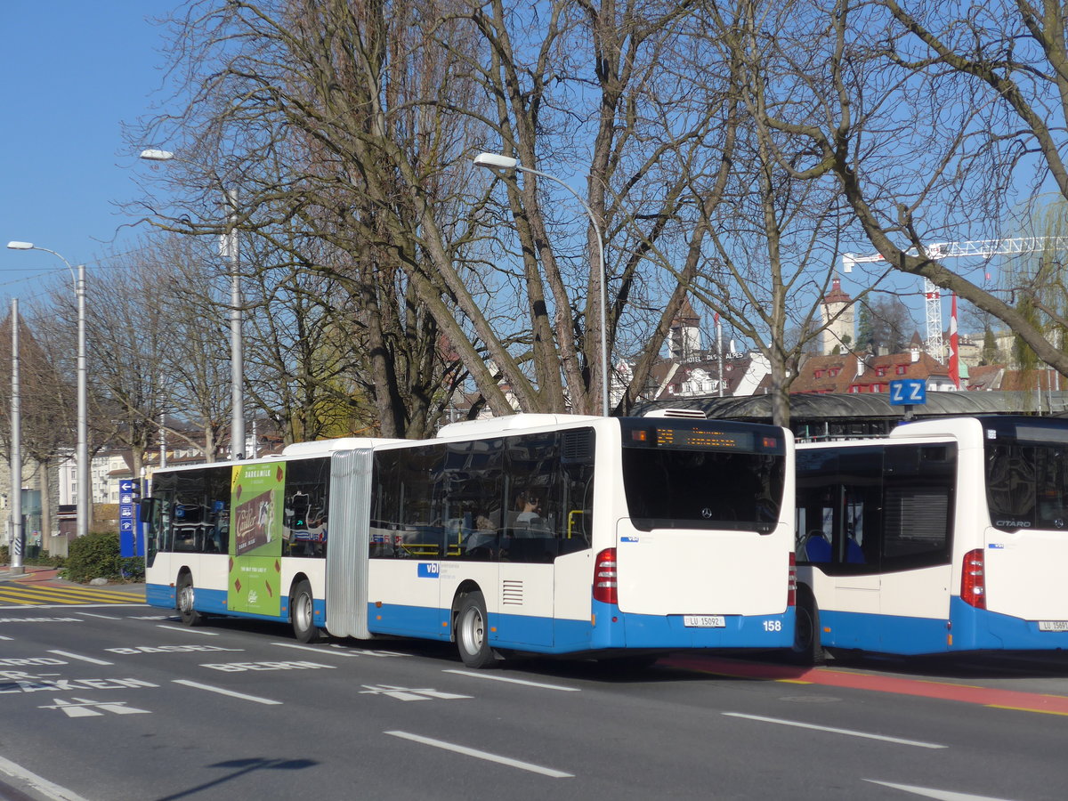 (202'932) - VBL Luzern - Nr. 158/LU 15'092 - Mercedes am 23. M�rz 2019 beim Bahnhof Luzern