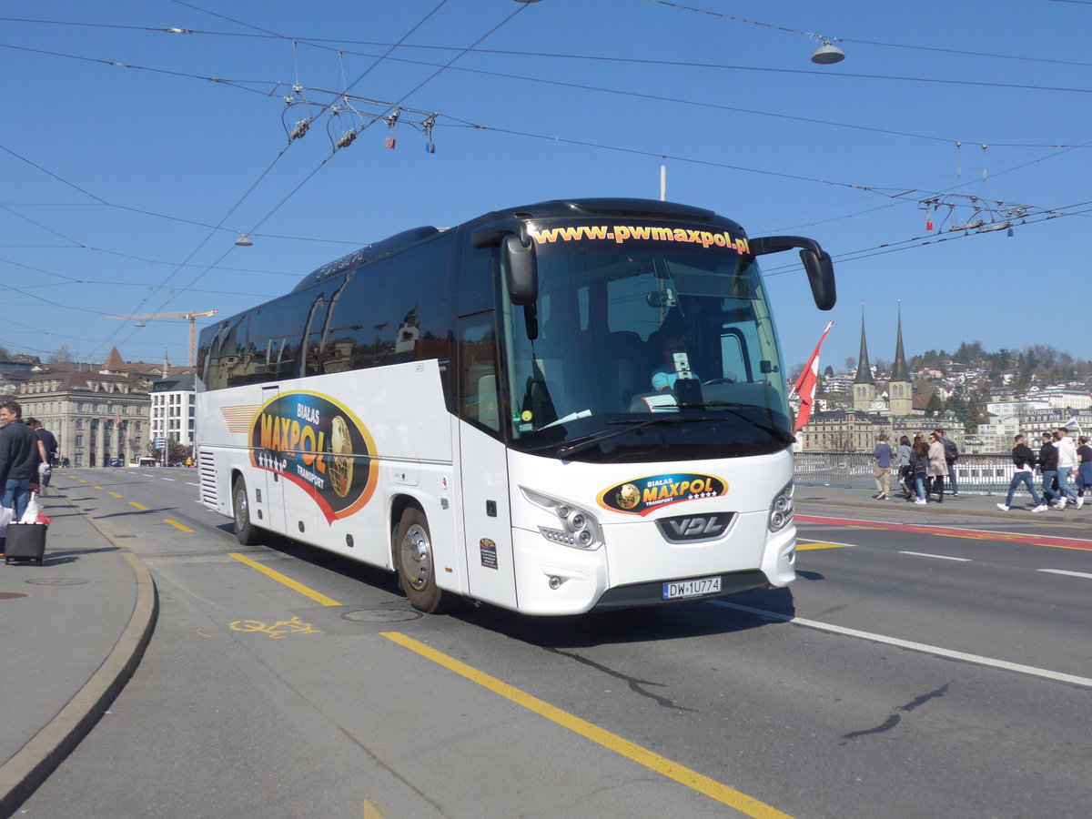(203'010) - Aus Polen: Maxpol, Walbrzych - DW 1U774 - VDL am 23. M�rz 2019 in Luzern, Bahnhofbr�cke