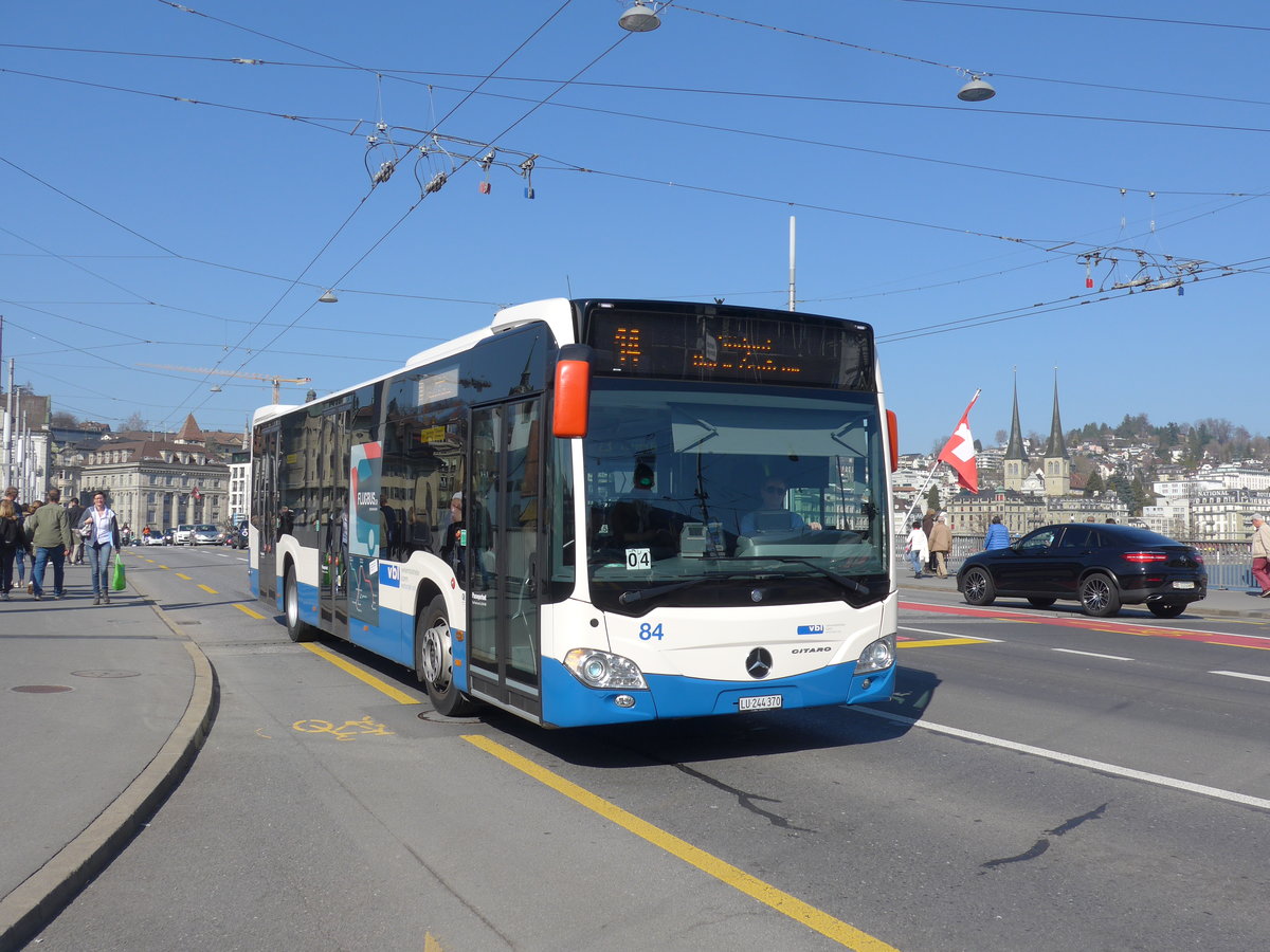 (203'035) - VBL Luzern - Nr. 84/LU 244'370 - Mercedes am 23. M�rz 2019 in Luzern, Bahnhofbr�cke
