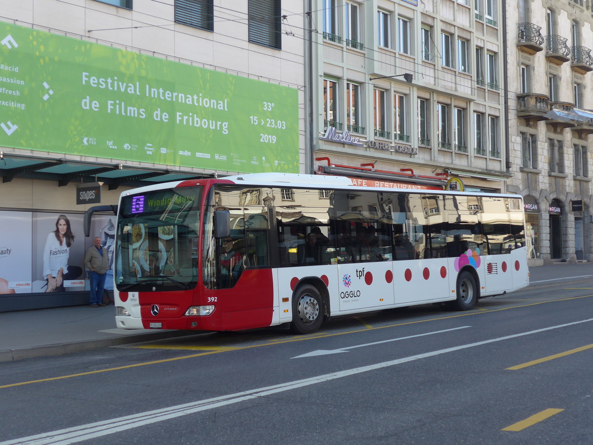 (203'062) - TPF Fribourg - Nr. 392/FR 300'209 - Mercedes (ex Nr. 800) am 24. M�rz 2019 beim Bahnhof Fribourg