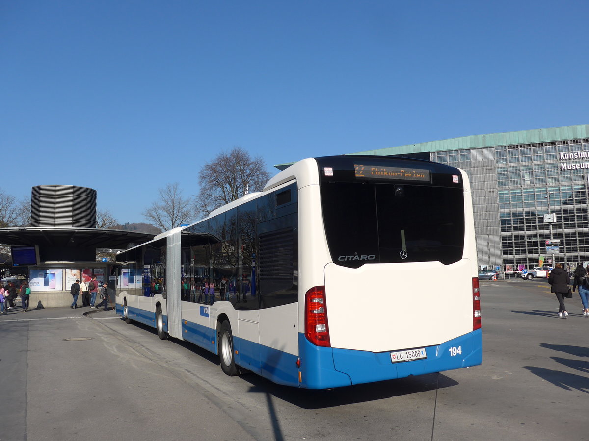 (203'353) - VBL Luzern - Nr. 194/LU 15'009 - Mercedes am 30. M�rz 2019 beim Bahnhof Luzern