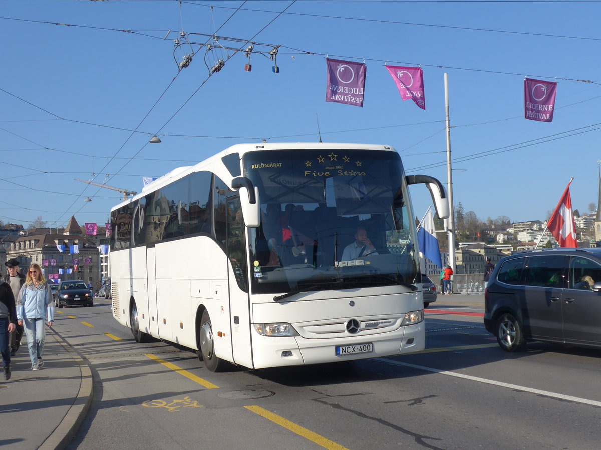 (203'366) - Aus Ungarn: Five Stars - NCX-400 - Mercedes am 30. M�rz 2019 in Luzern, Bahnhofbr�cke