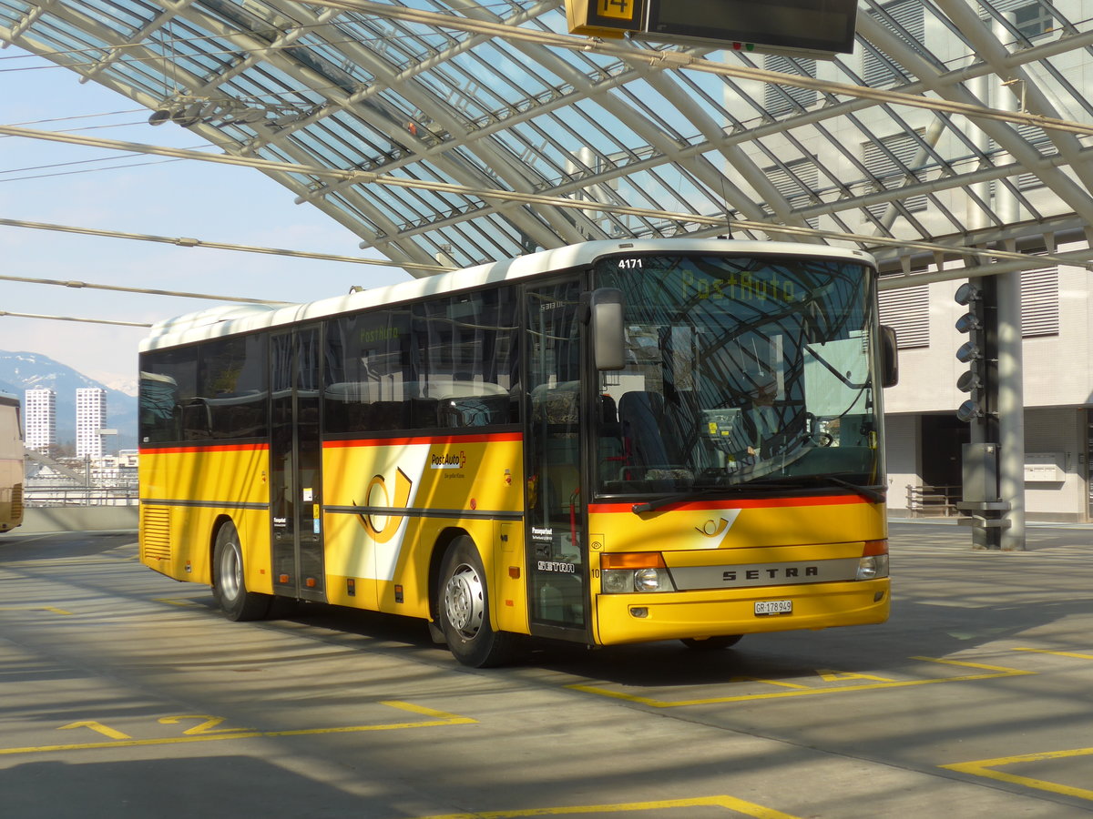 (203'808) - PostAuto Graub�nden (Thepra 10) - GR 178'949 - Setra am 19. April 2019 in Chur, Postautostation