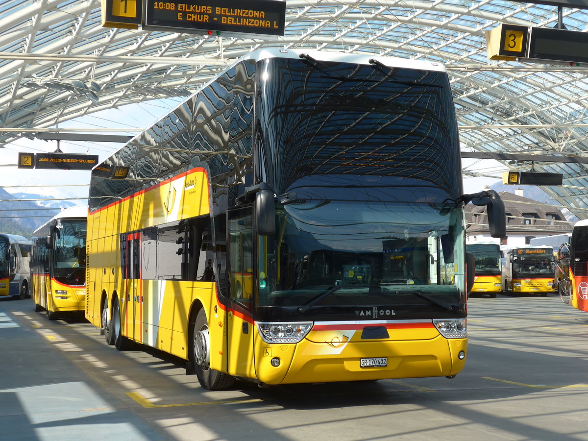 (203'814) - PostAuto Graub�nden - GR 170'402 - Van Hool am 19. April 2019 in Chur, Postautostation
