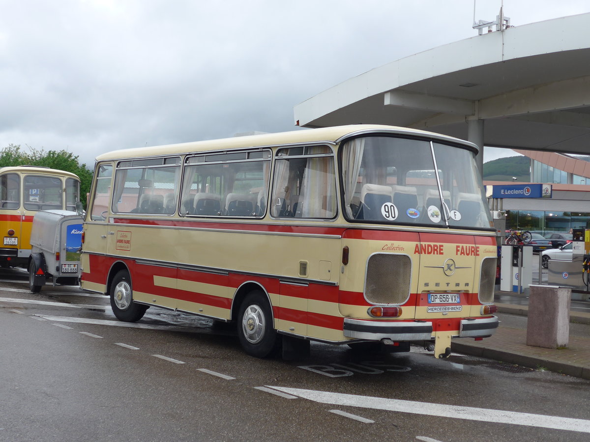(203'934) - Faure, Chantemerle les Bl�s - DP 656 VX - Setra am 26. April 2019 in Orschwiller, Rastst�tte