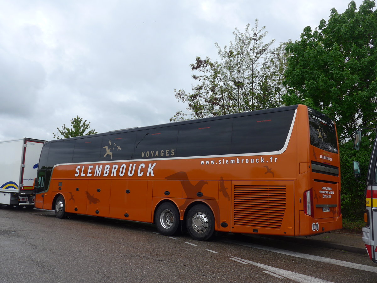 (203'943) - Slembrouck, Fleurbaix - CS 390 CV - Van Hool am 26. April 2019 in Orschwiller, Rastst�tte