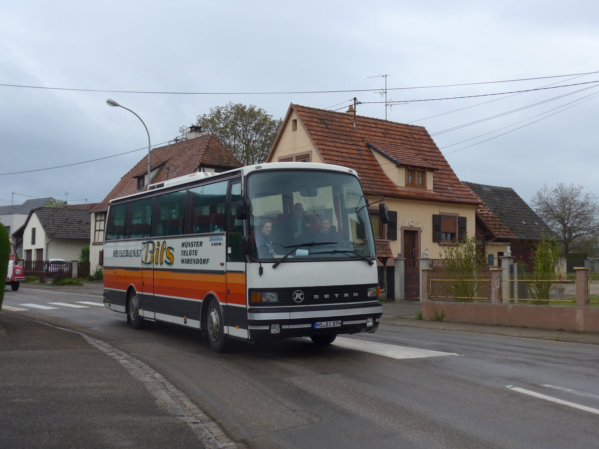 (204'193) - Aus Deutschland: Bils, M�nster - MS-BI 87H - Setra am 27. April 2019 in Stundwiller, Rue Principale