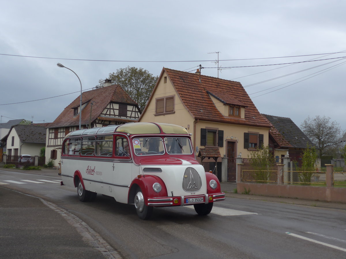 (204'194) - Aus Deutschland: Adorf-Reisen, D�sseldorf - D-O 3500H - Magirus-Deutz am 27. April 2019 in Stundwiller, Rue Principale