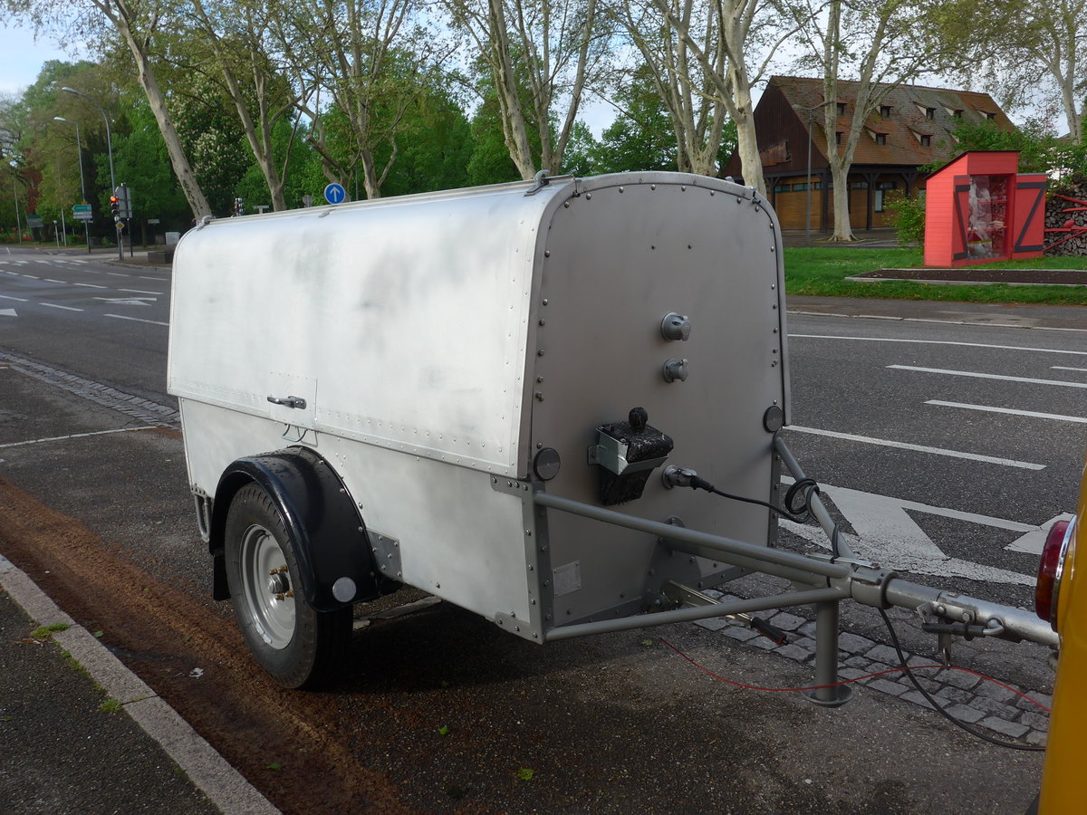 (204'461) - Aus der Schweiz: Schmid, Th�rishaus - BE 180'888 - Hess Gep�ckanh�nger (ex Schranz, Adelboden; ex Portenier, Adelboden; ex Geiger, Adelboden) am 28. April 2019 beim Bahnhof Haguenau