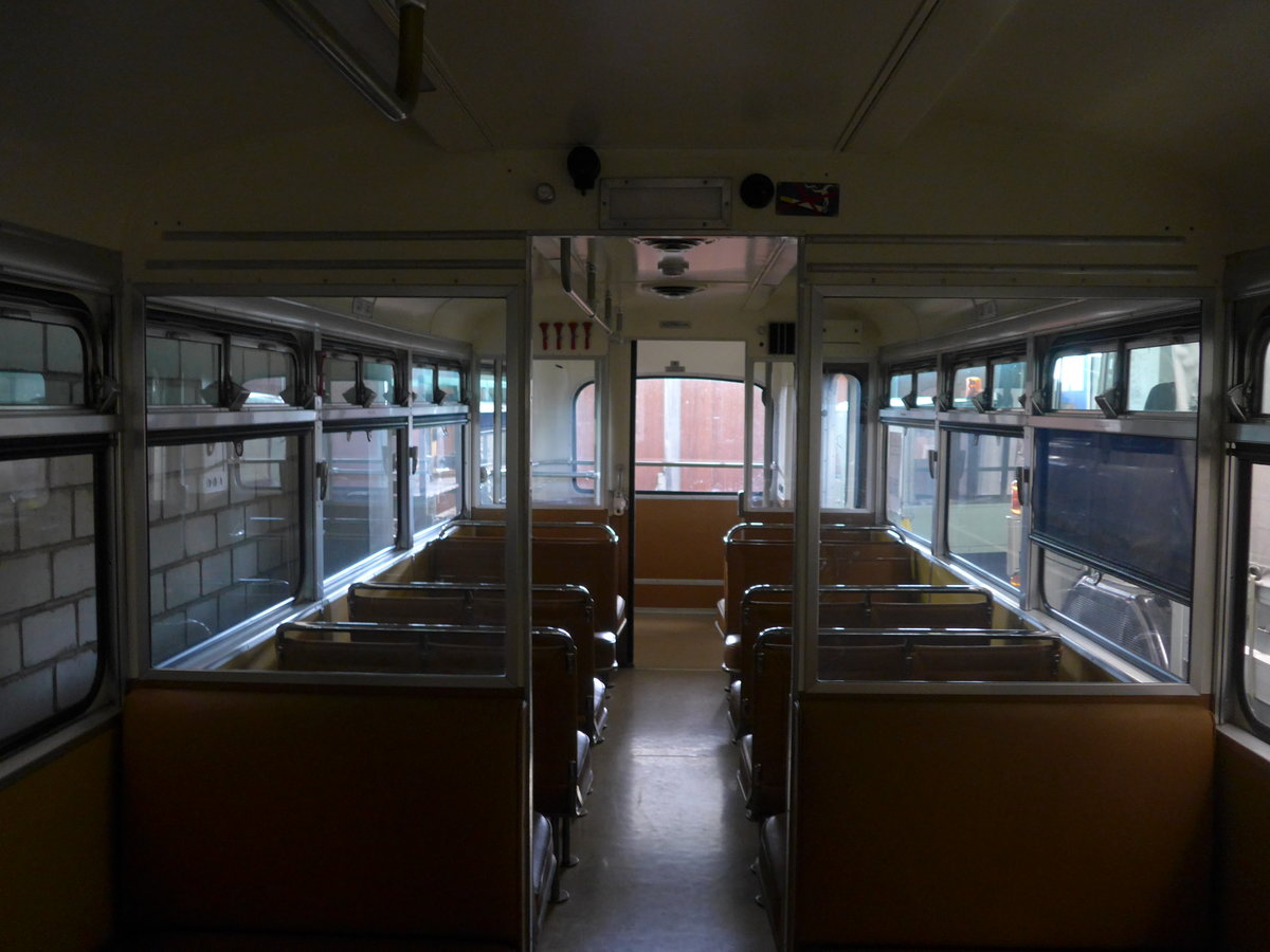 (205'233) - ZVB Zug - Nr. 413 - Moser/R&J Personenanh�nger (ex Nr. 148; ex Nr. 48) am 18. Mai 2019 in Neuheim, ZDT (Innenaufnahme)