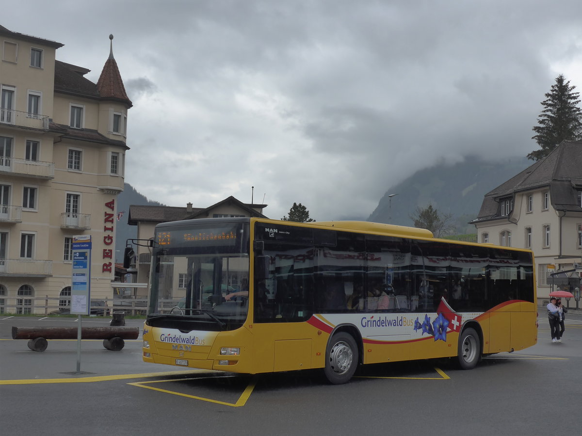 (205'336) - AVG Grindelwald - Nr. 13/BE 407'170 - MAN/G�ppel am 19. Mai 2019 beim Bahnhof Grindelwald